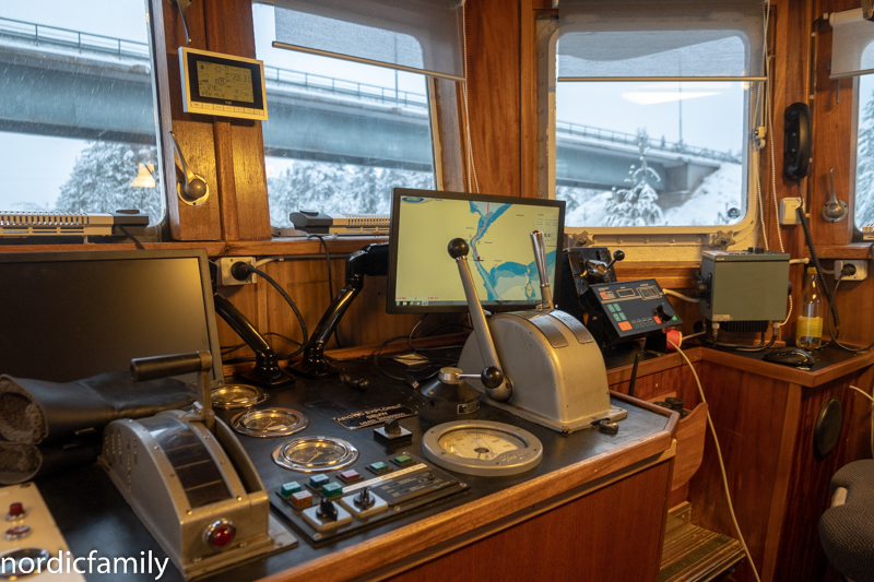 Arctic Explorer Icebreaker Brücke