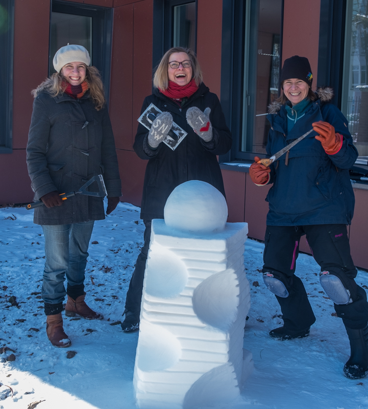 Schneeskulpturen in Potsdam Kirschgrün Zone