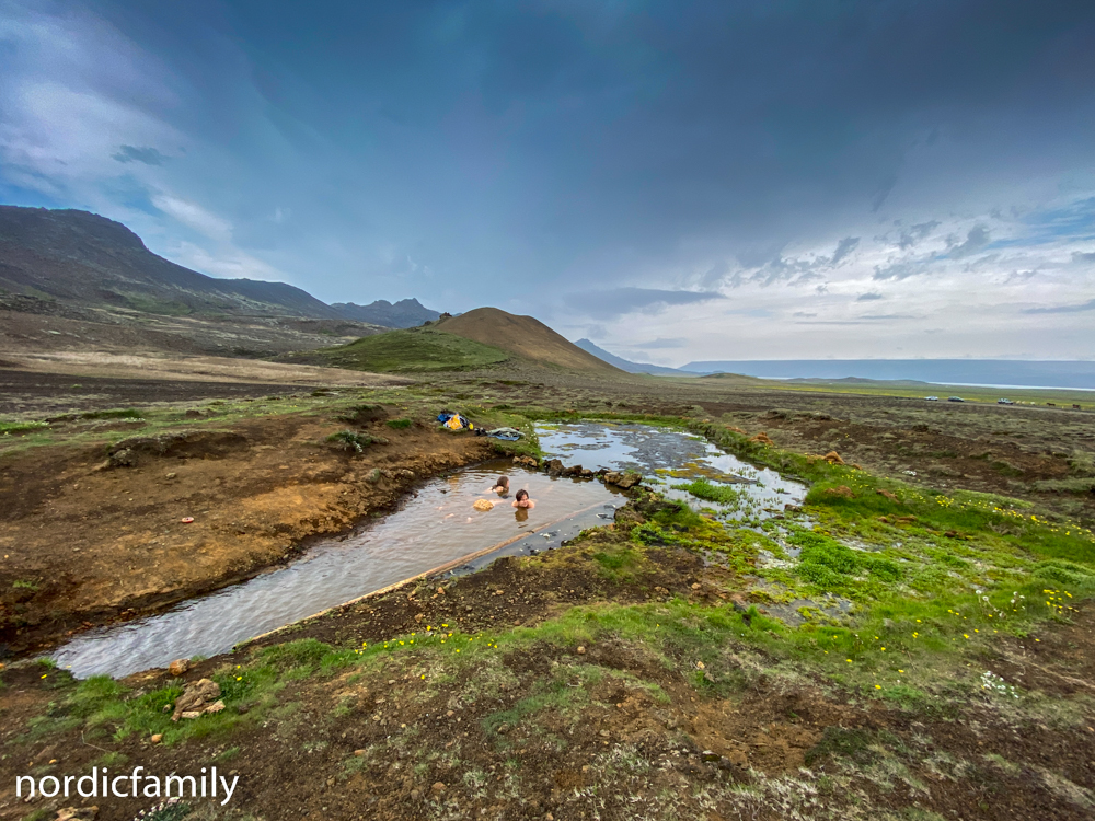  Reykjanes Sightseeing - heiße Quelle