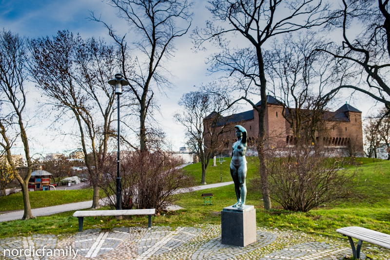 Seven summits von Stockholm Vanadislunden Skulptur