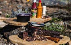 Picknick am Fluss in VEnabu