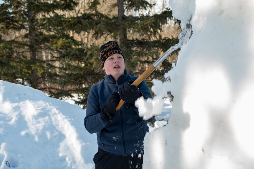 Snowsculpting