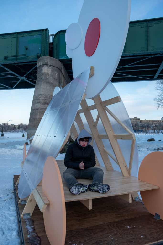 Winter in Kanada mit Familie Warming huts